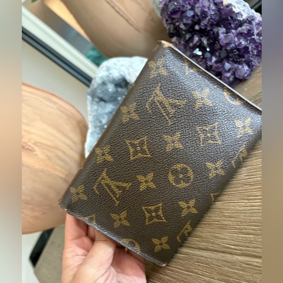 Louis Vuitton Brown Monogram Wallet - Picture 4 of 16